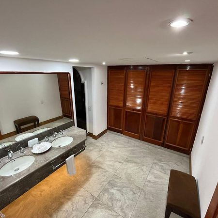 Hotel & Museo Casa Turquesa Cancún Extérieur photo