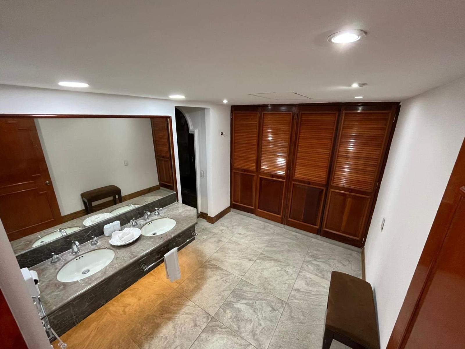 Hotel & Museo Casa Turquesa Cancún Extérieur photo